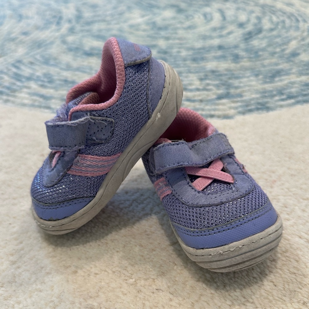 🛑 SOLD 🛑 Stride Rite Soft Motion Sneaker First Walker Sneaker Baby Size 3.5